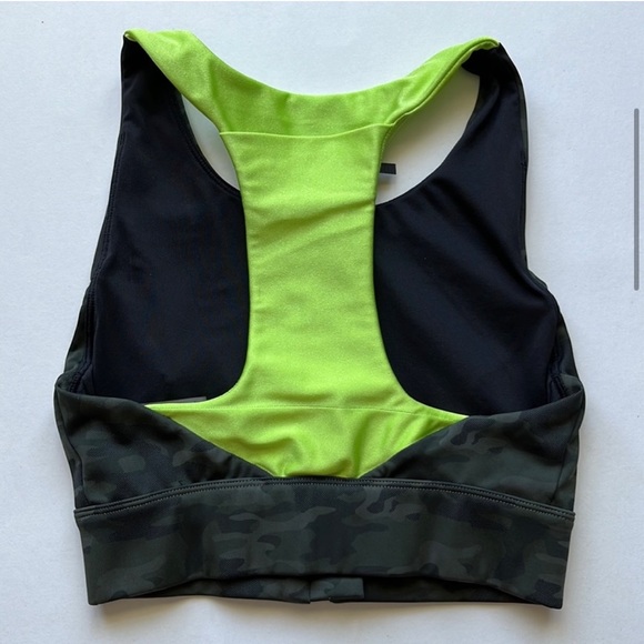 Good American Camo Sports Bra - Picture 2 of 9